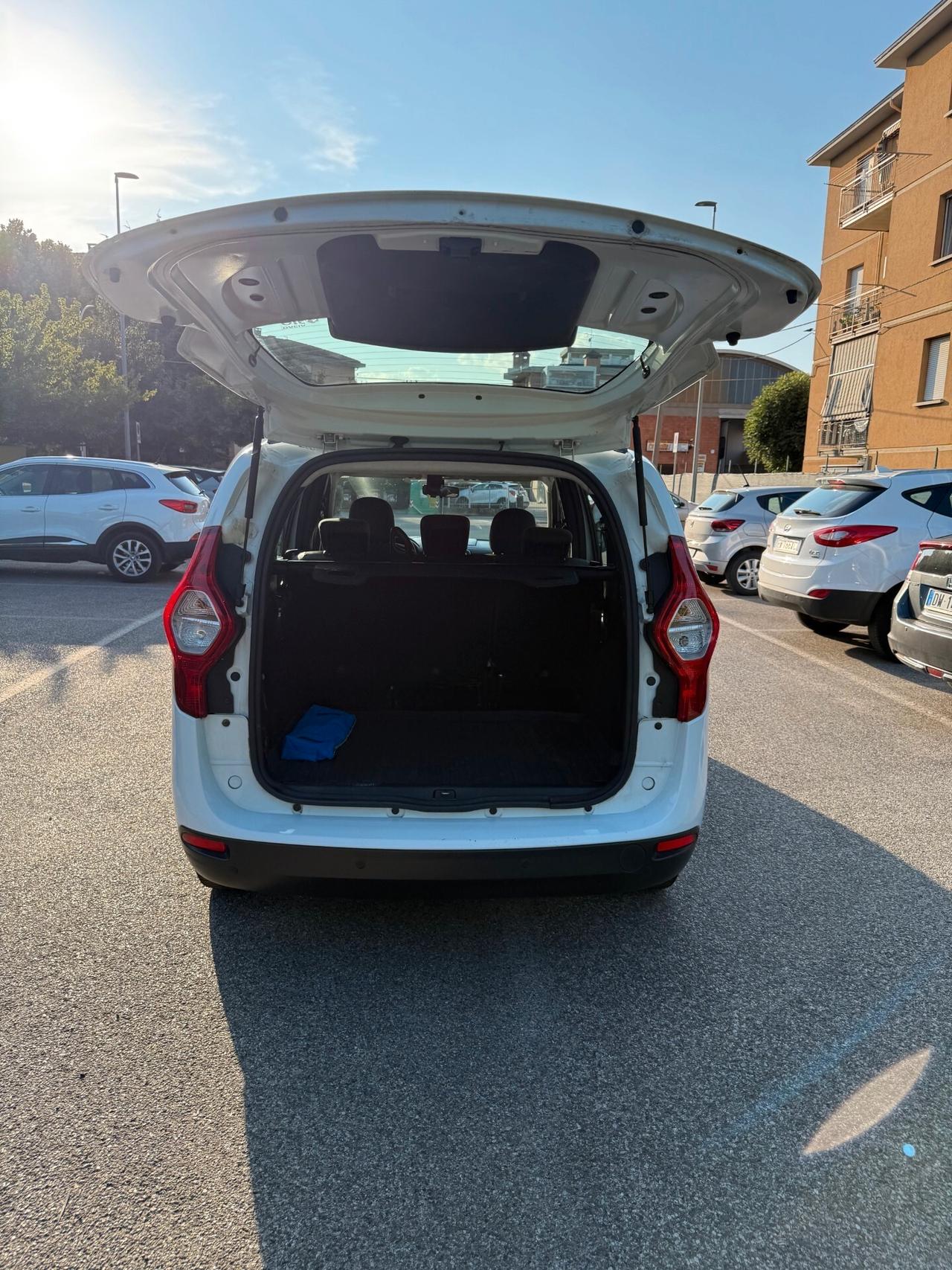 Dacia Lodgy 1.5 dci - NEOP. - NAV. - 12 MESI DI GARANZIA -