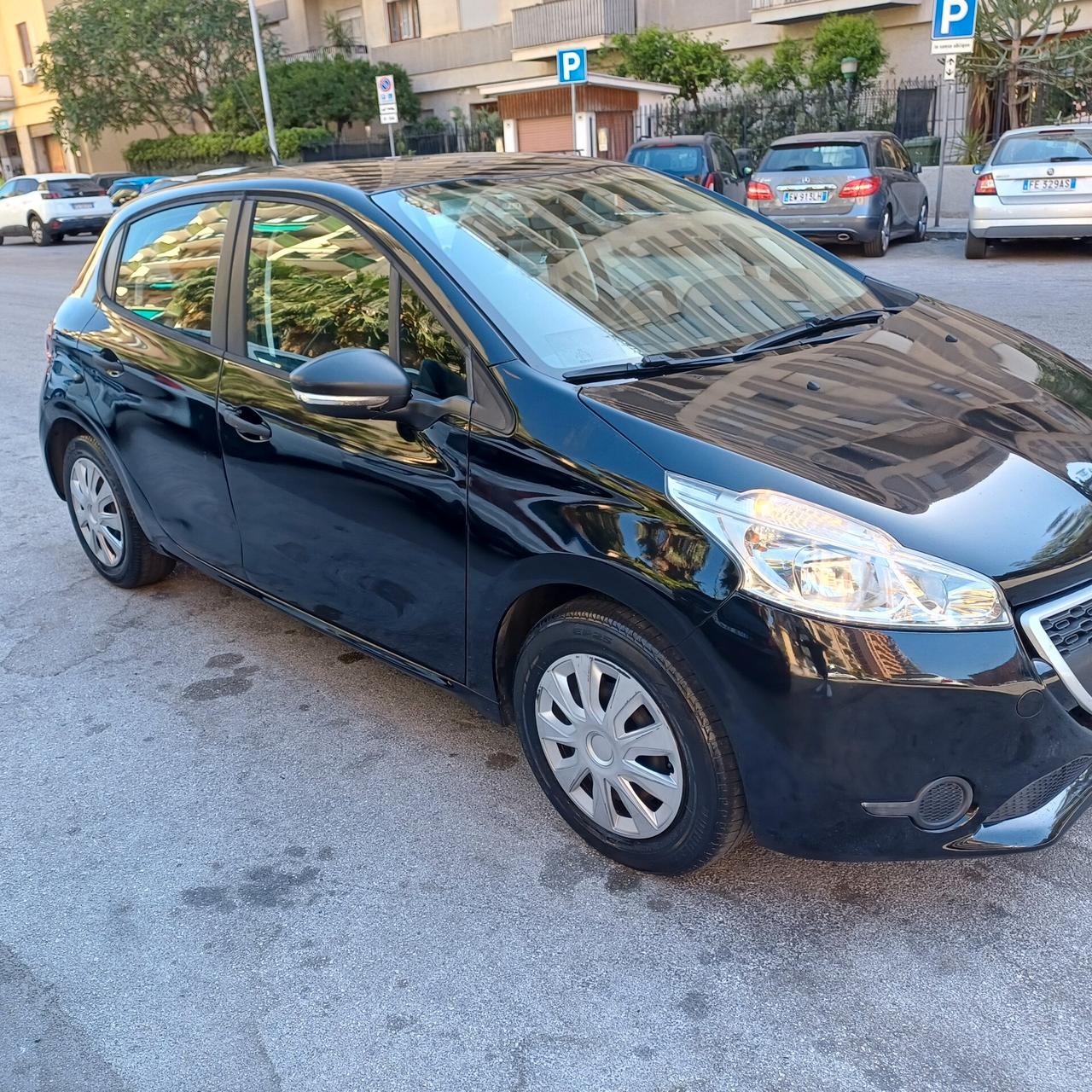 Peugeot 208 1.2 VTi 82 CV 5 porte Active