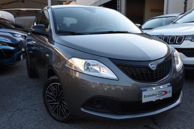 LANCIA Ypsilon 1.0 FireFly 5 p. S&S Hybrid ORO **5 POSTI**