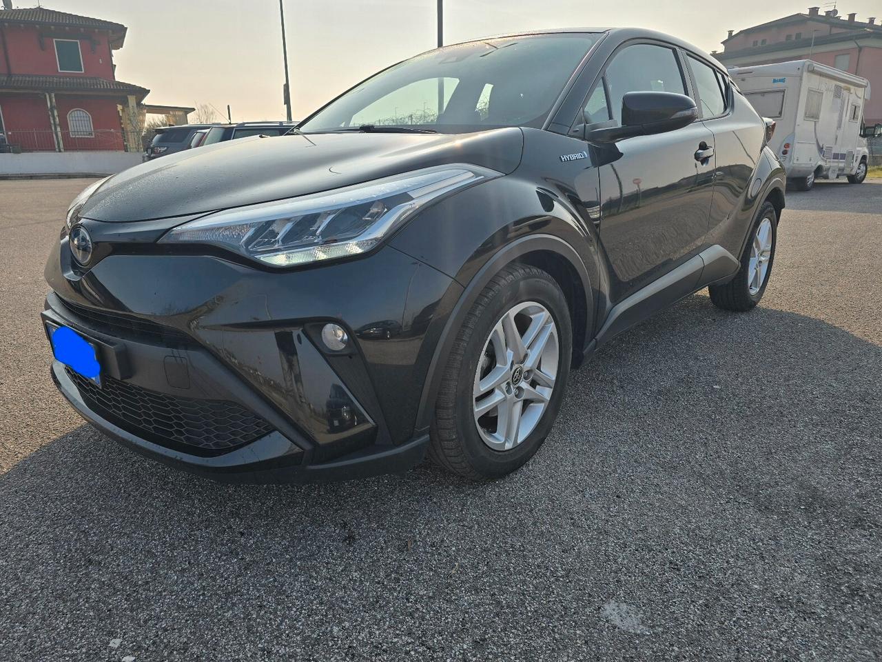 Toyota C-HR 1.8 Hybrid E-CVT Lounge