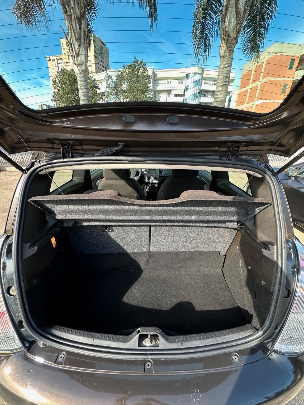 LANCIA YPSILON 1.2 BENZINA 2007 OK NEOPATENTATI