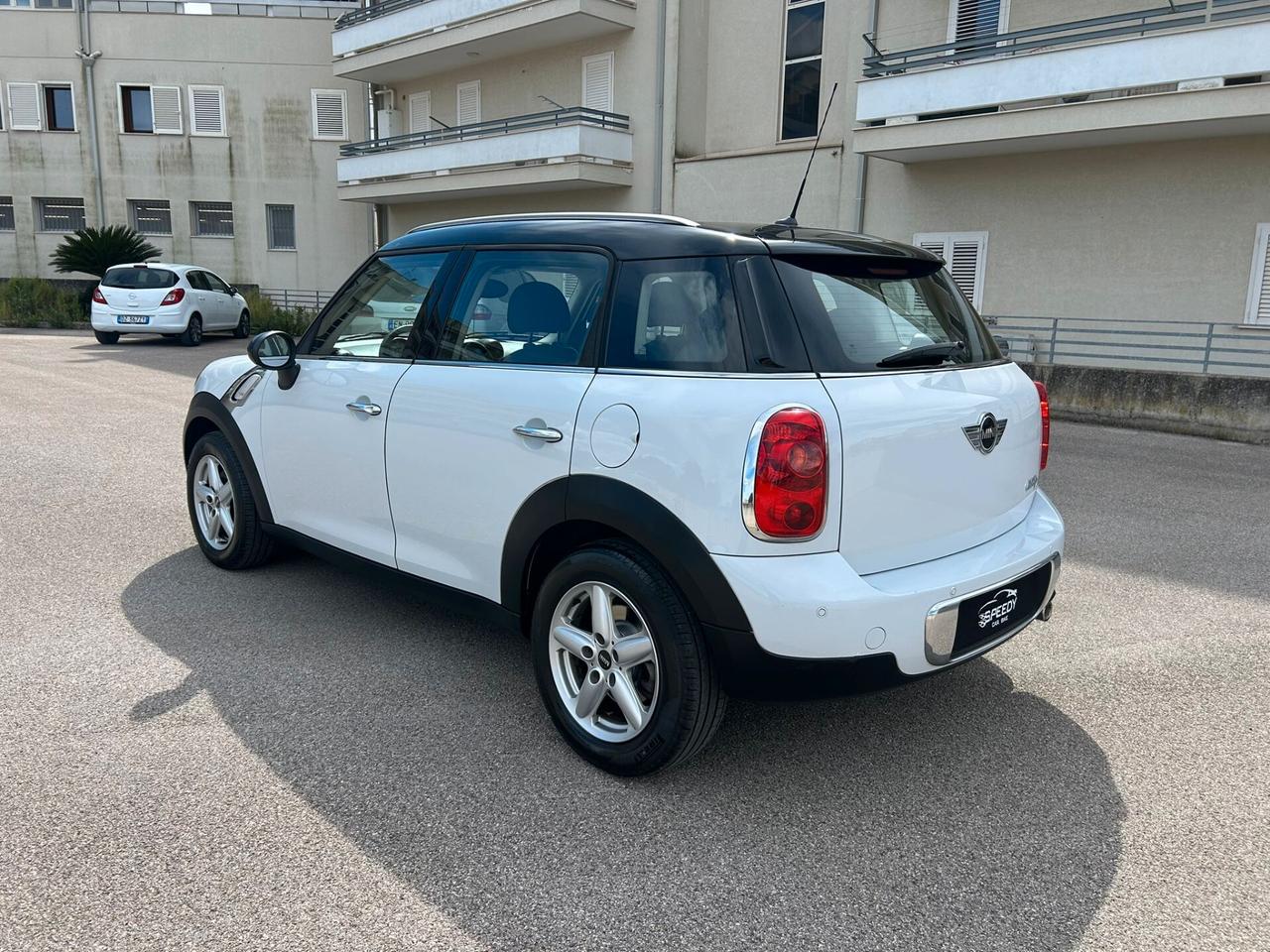 Mini Cooper D Countryman 1.6 2011