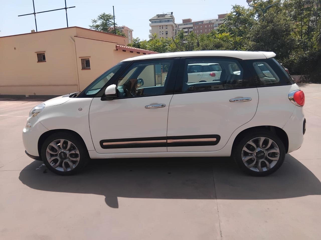 FIAT 500L 1.4 LOUNGE TETTO PANORAMICO CON GARANZIA