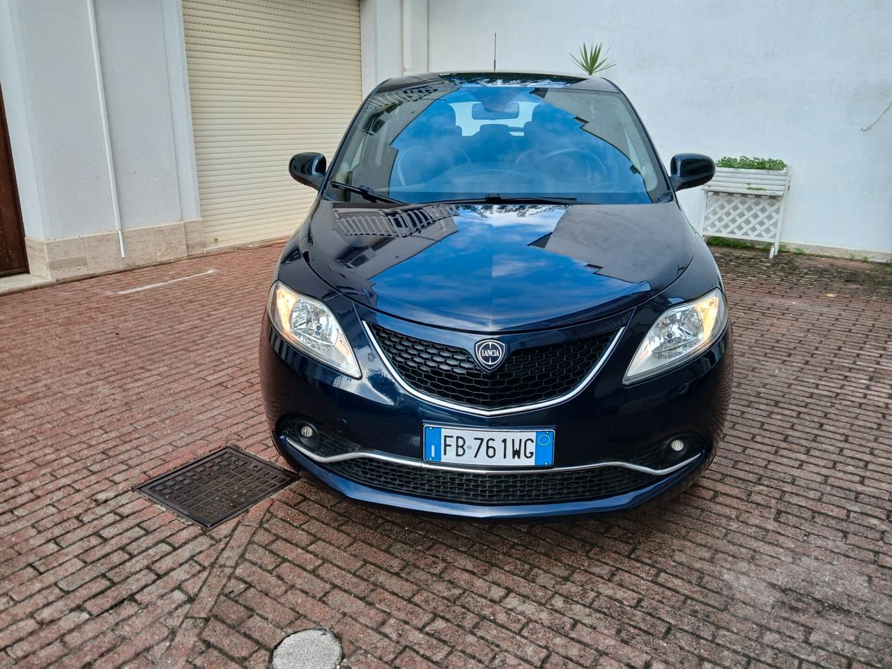 Lancia Ypsilon 1.2 Gold