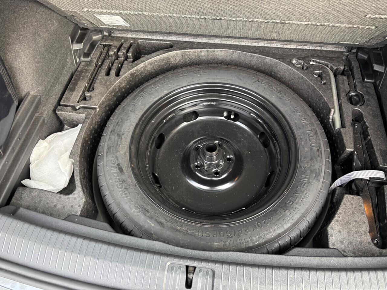 Volkswagen Tiguan 1.6 TDI R-Line sport