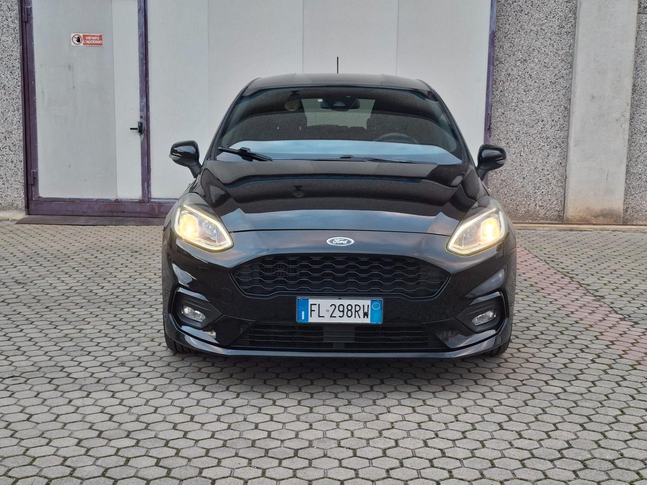 Ford Fiesta 1.5 TDCI ST-line *120CV*