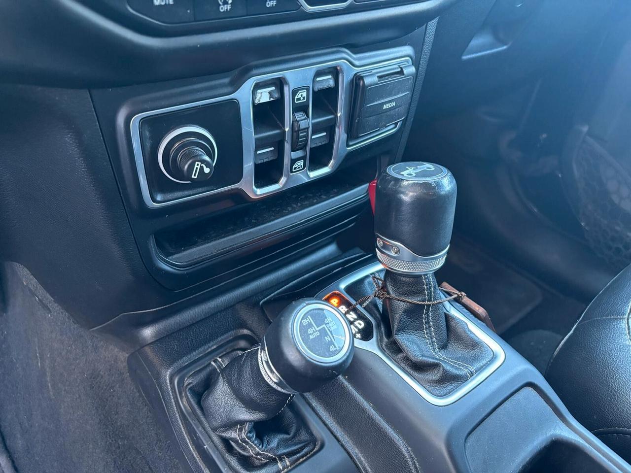 JEEP WRANGLER UNLIMITED 2.2 SAHARA TRAIL RATED 4X4