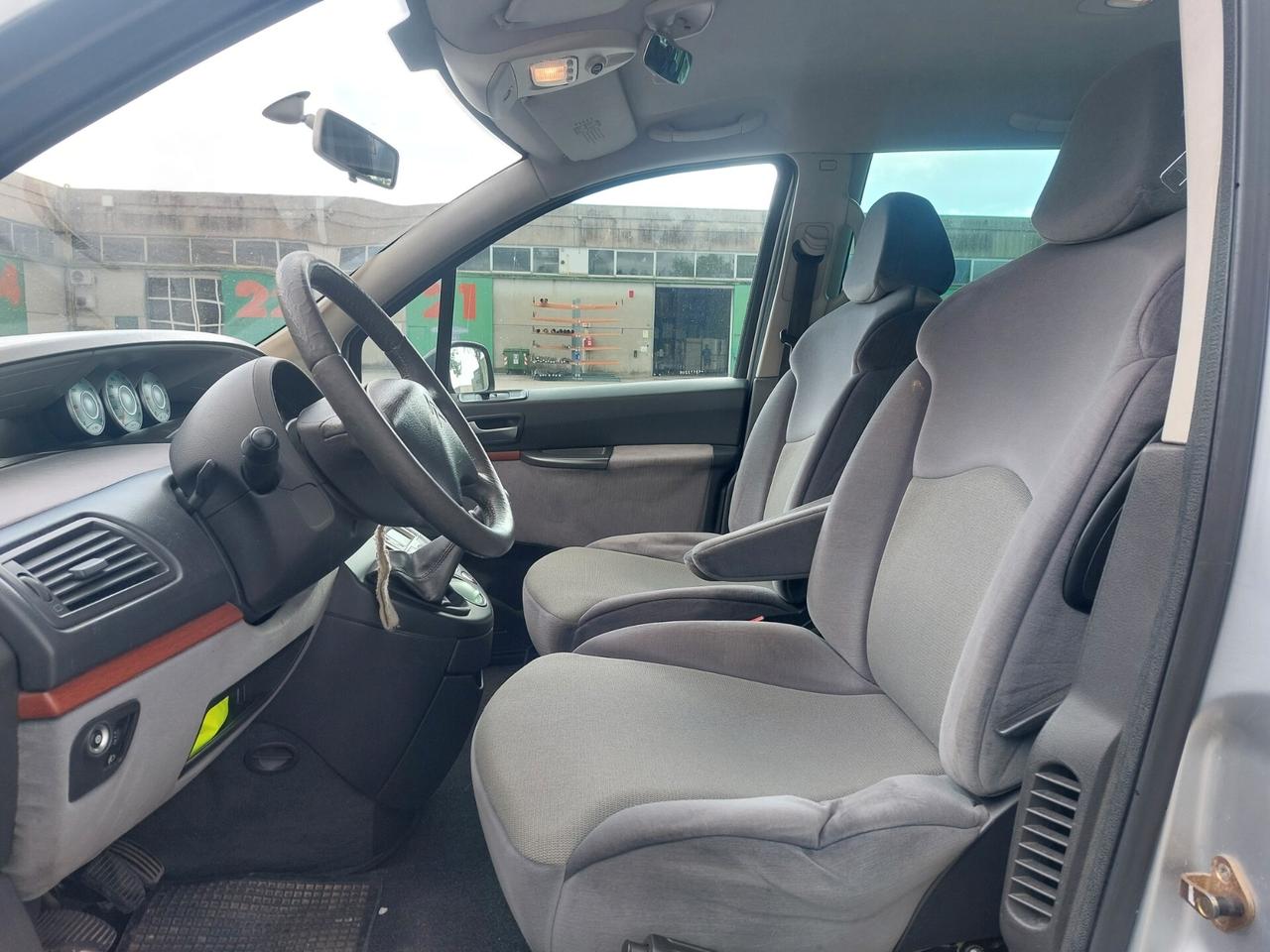 Citroen C8 2.2 HDi 7 POSTI