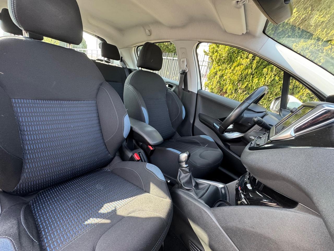 Peugeot 208 1.4 HDi 68 CV 5 porte Active