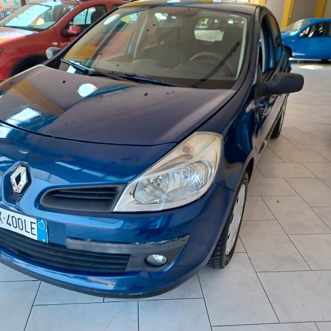 CLIO 1.1 BENZINA PER NEOPATENTATI GARANZIA INCLUSA