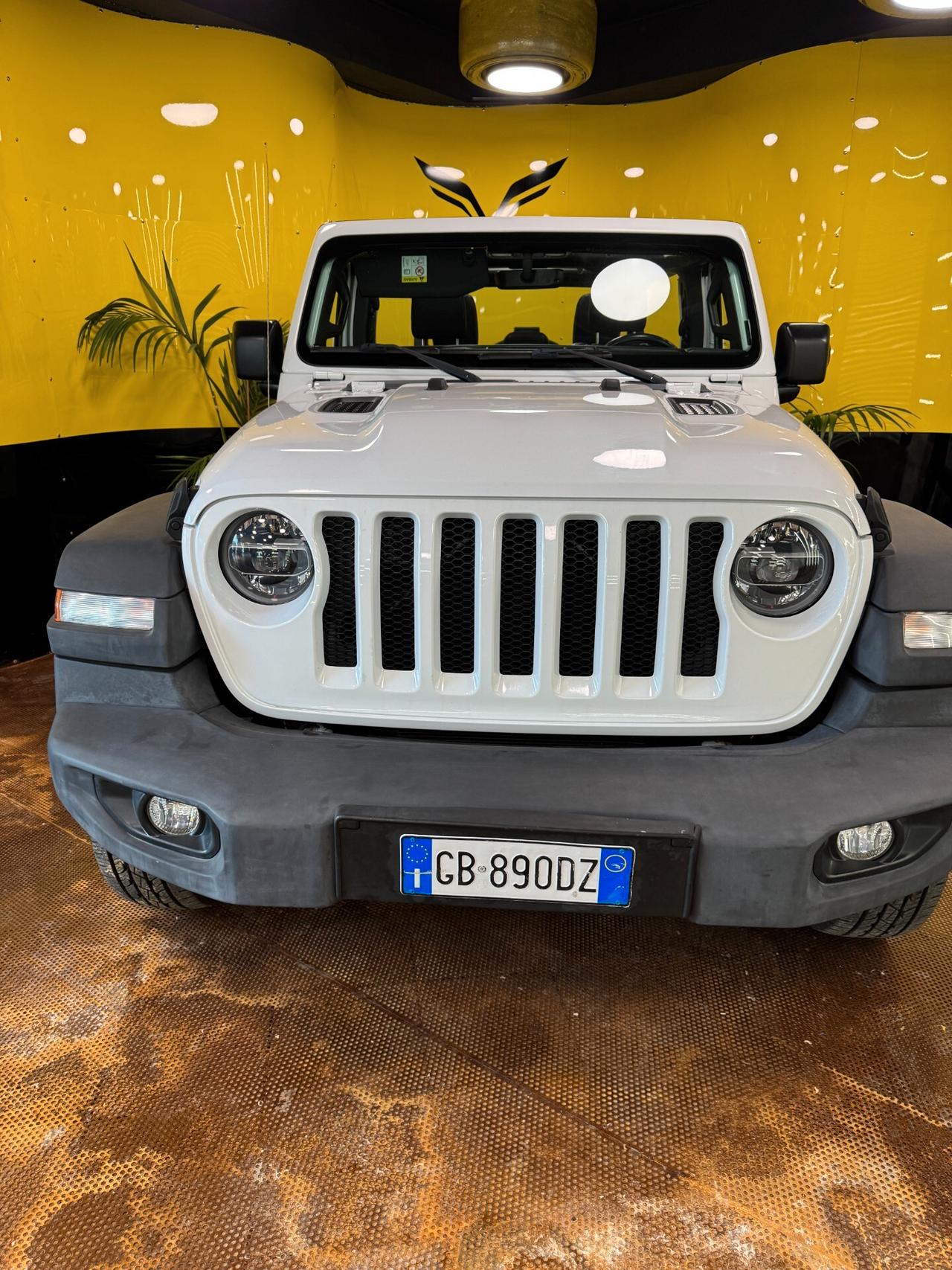 Jeep Wrangler Unlimited 2.2 Mjt II Night Eagle