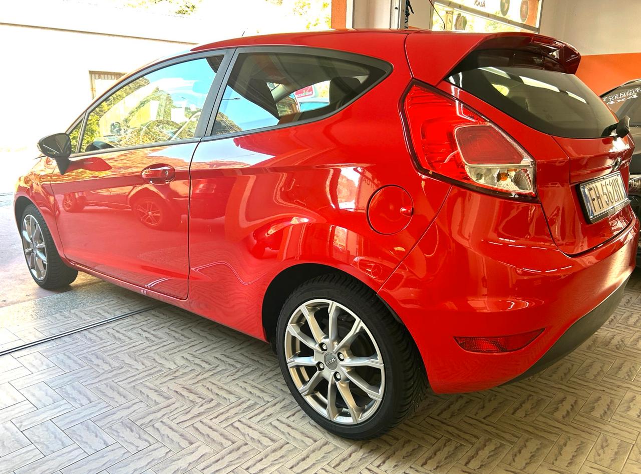 FORD Fiesta Van MCA 1.5 75cv tdci Entry E6