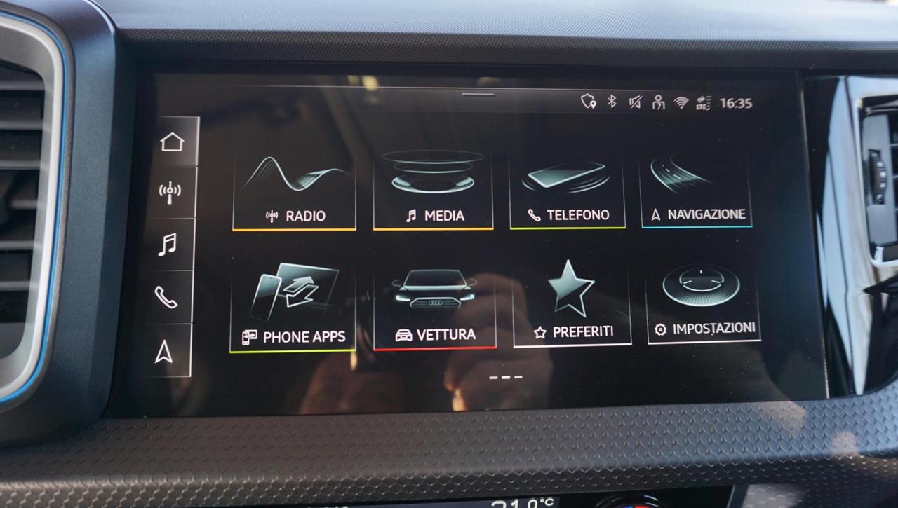 Audi A1 SPB 30 TFSI S-Tronic Identity Black