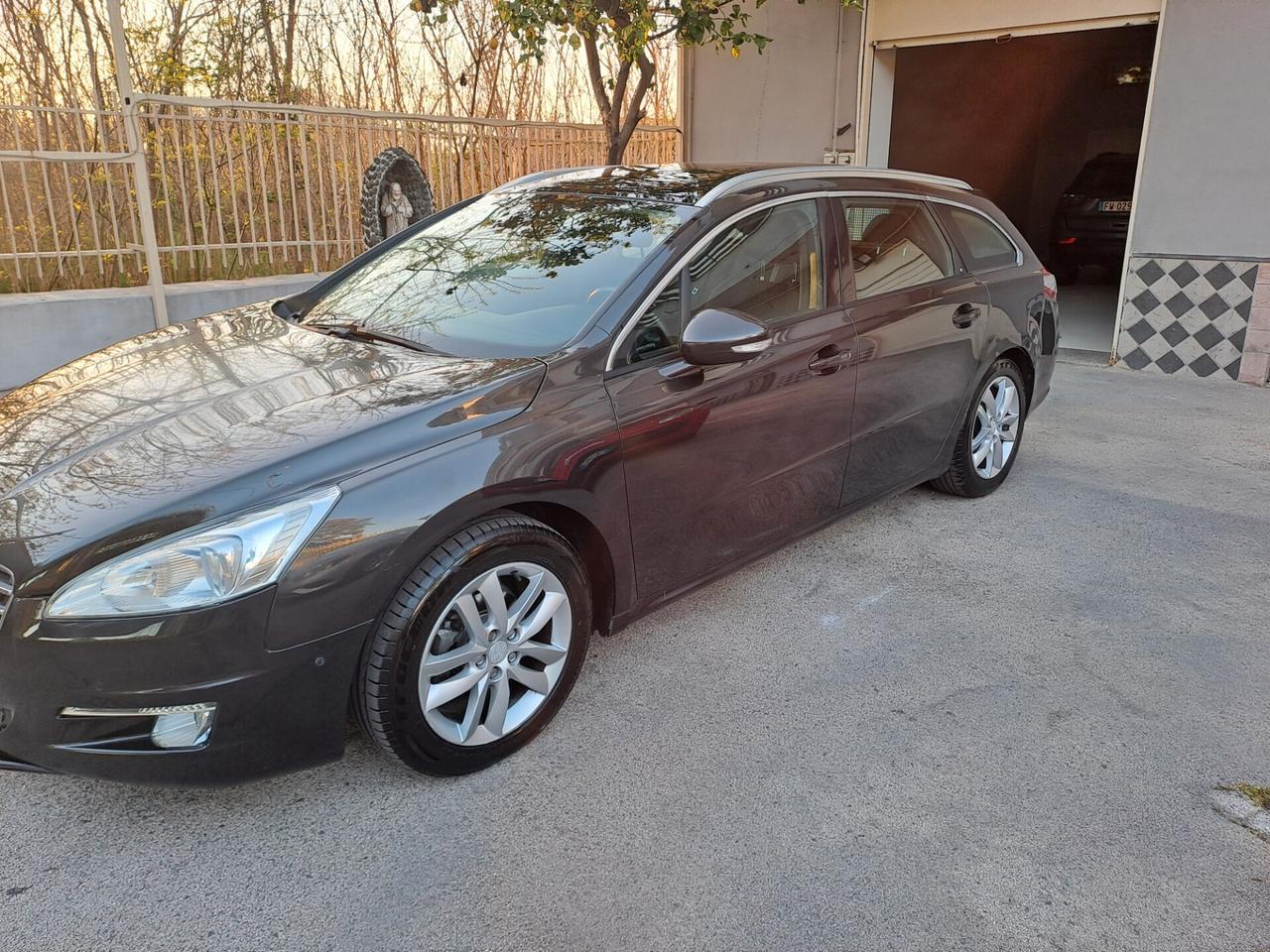 Peugeot 508 1.6 e-HDi 112CV cambio automatico e f1 S&S SW Ciel Business