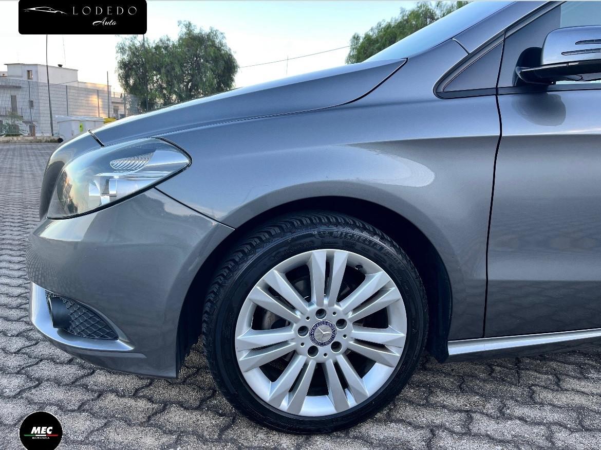 Mercedes-benz B 180 CDI Executive - 2013 Uniproprietario