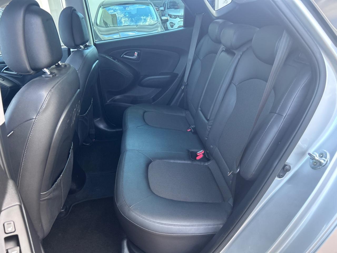 Hyundai iX35 1.7 CRDi 2WD Xpossible TETTO PANORAMICO APRIBILE