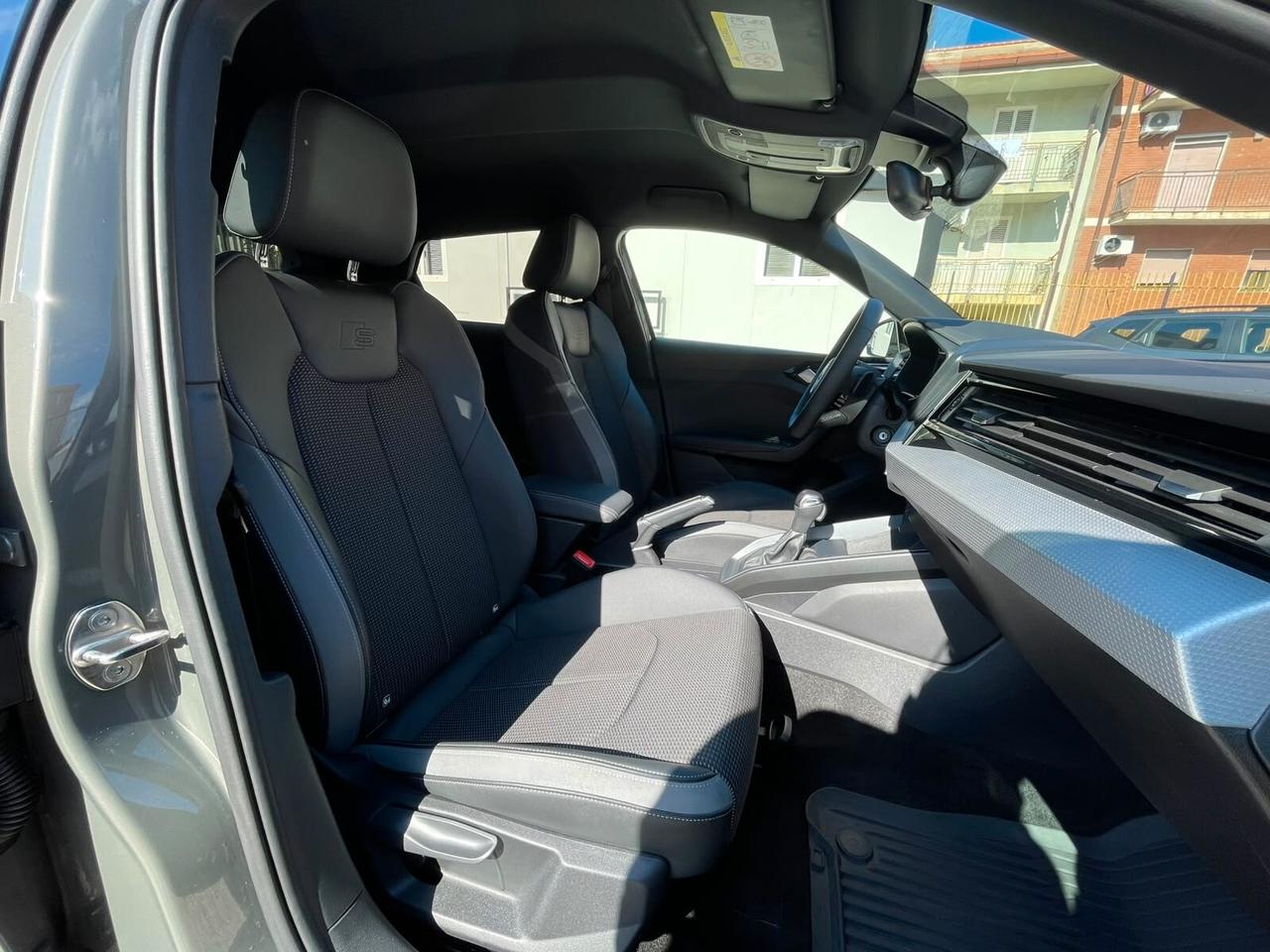 Audi A1 Sportback 1.0 TFSI Stronic S line edition 110 cv