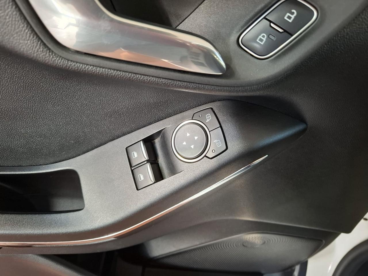 Ford Fiesta 1.5 TDCi 5 porte Vignale full optional