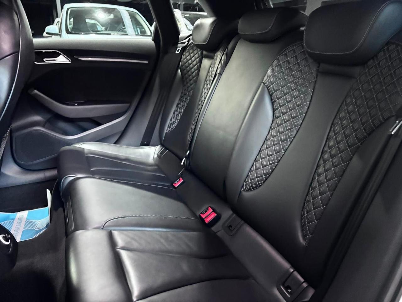 Audi RS3 Virtual Cockpit Sedili RS
