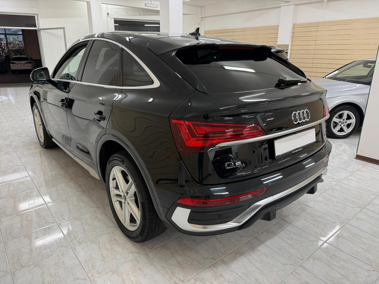 Audi Q5 SportBack 40 TDI Mhev quattro S tronic S line