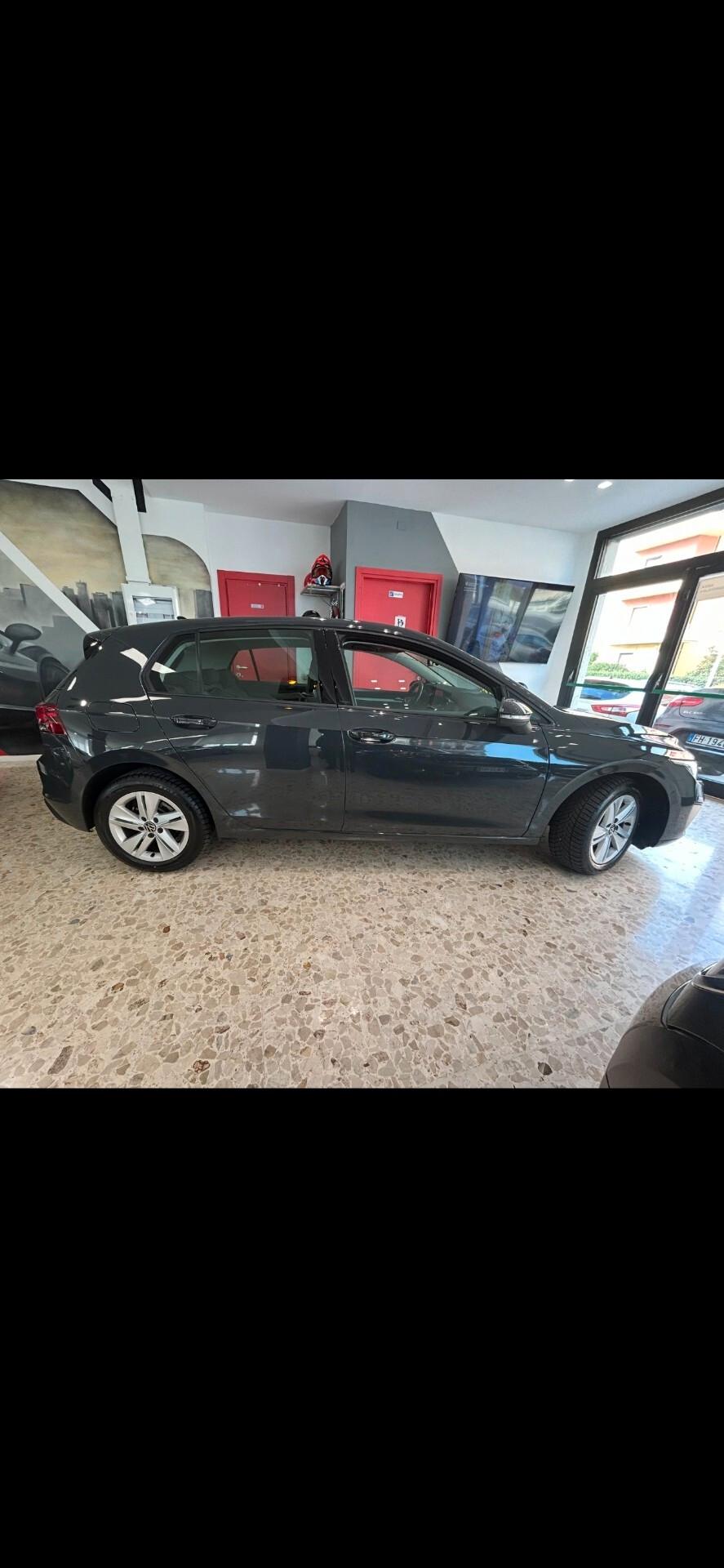 Volkswagen Golf 1.5 TGI DSG Style