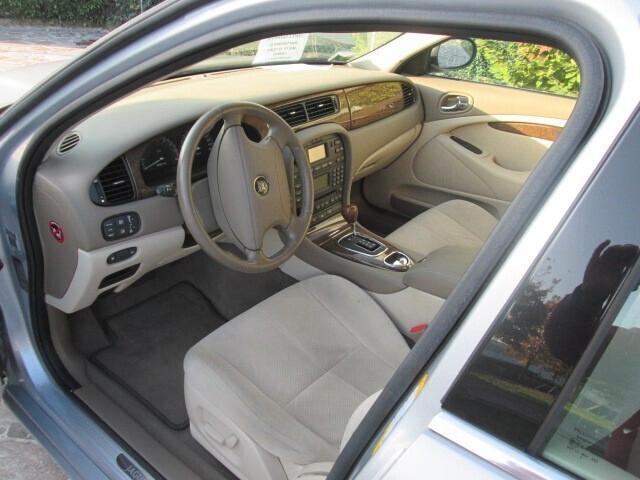 Jaguar S-Type 2.5 V6 SOLO 28000 KM !!!!!!