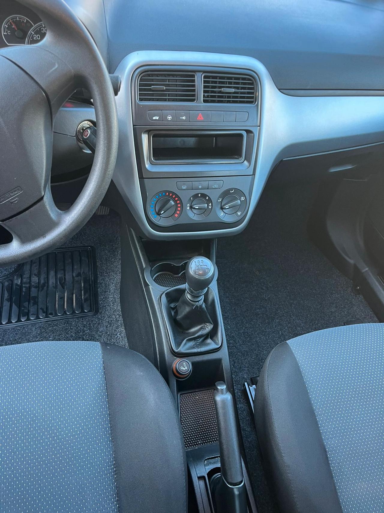 Fiat Grande Punto 1.2 BENZINA X NEOPATENTATI