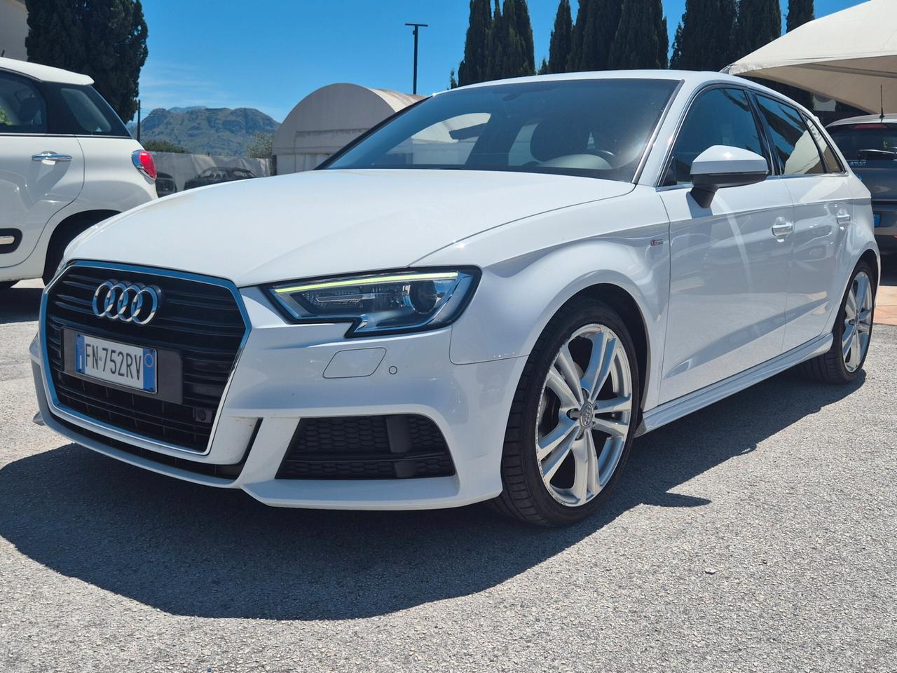 Audi A3 SPB 2.0 TDI S tronic S-LINE