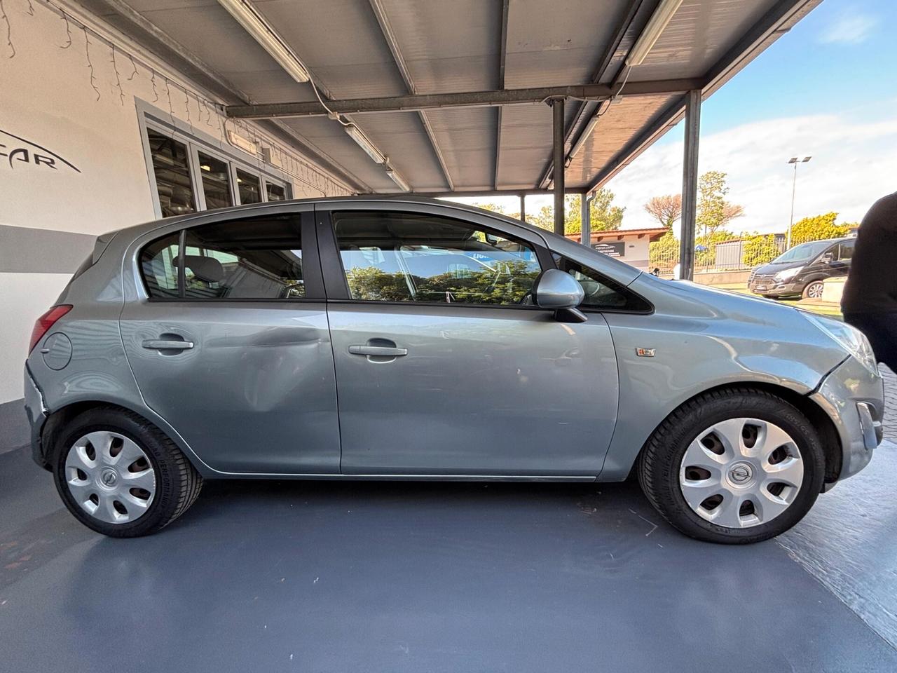 Opel Corsa 1.2 5 porte One