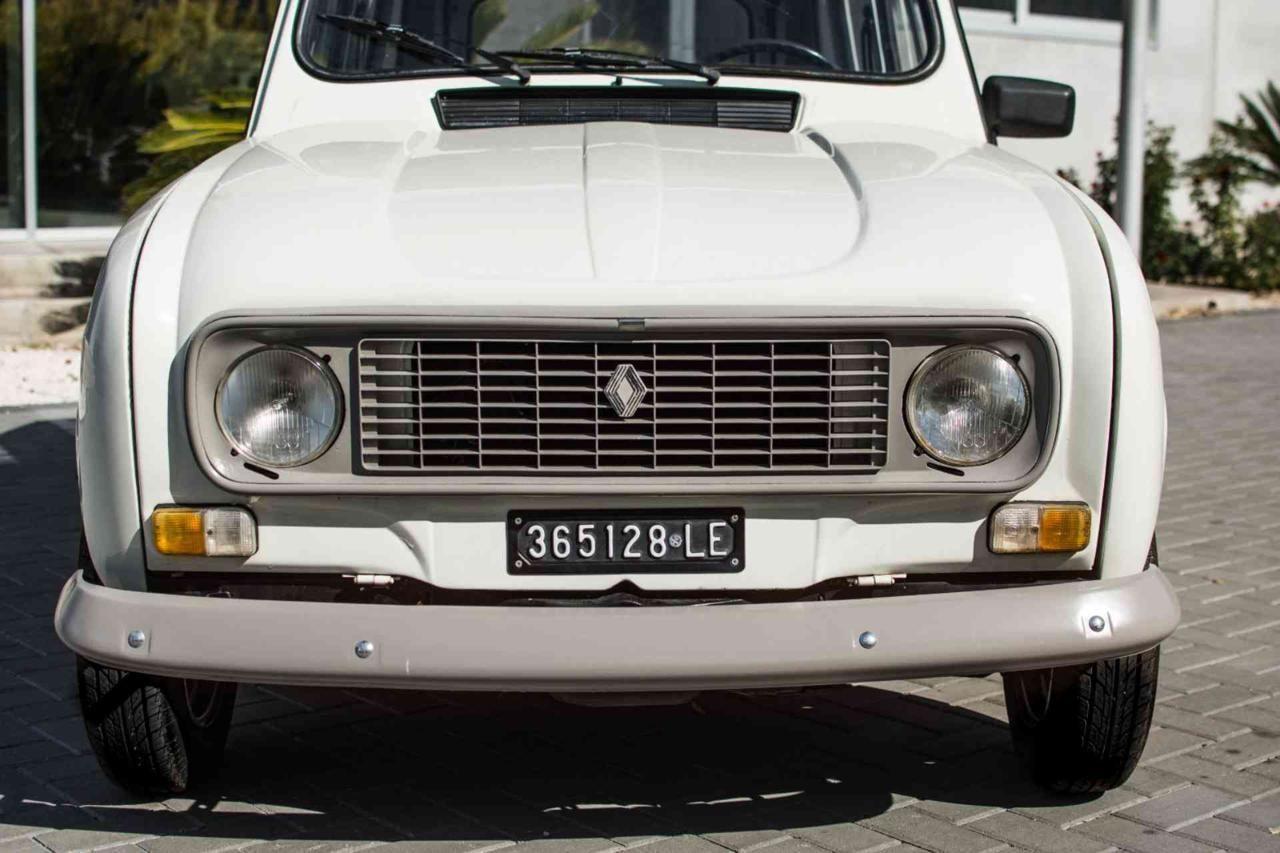 Renault R 4 RENAULT 4