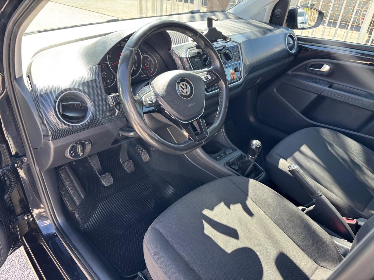 VW UP! METANO 2018 FULL OPT