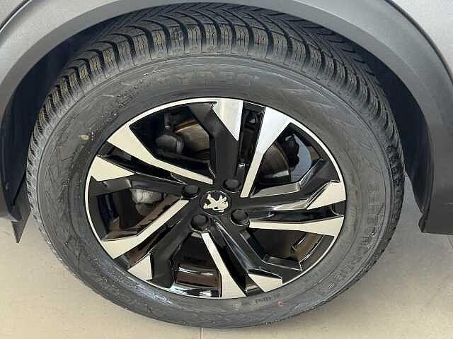 Peugeot 2008 1.2 PureTech 100 CV Allure