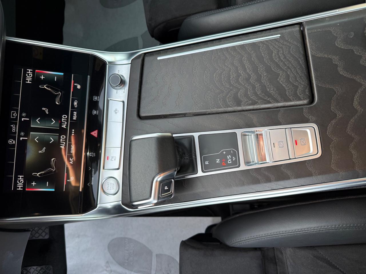 Audi A6 Avant 40 2.0 TDI quattro S-LINE TETTO APRIBILE.