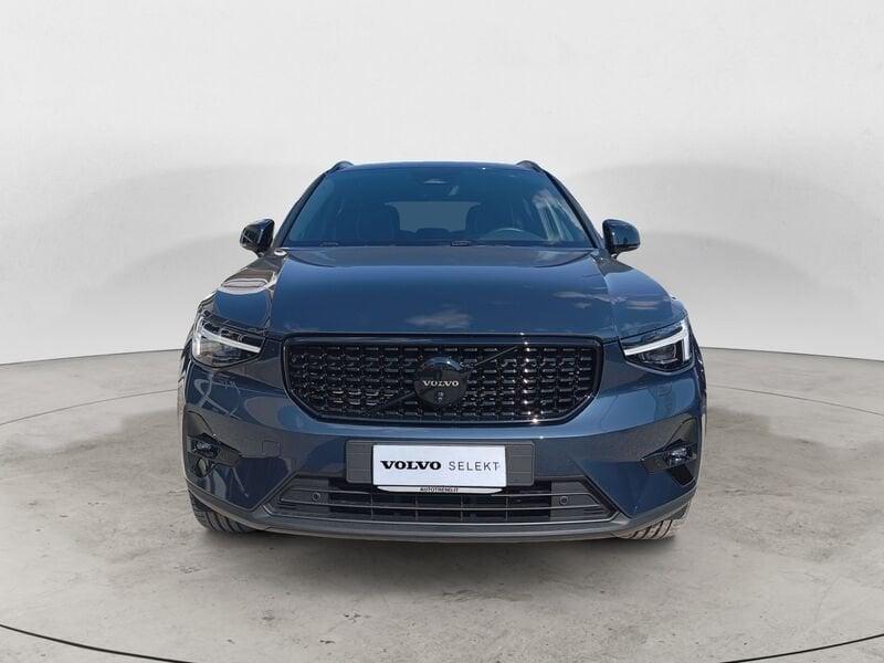 Volvo XC40 B3 163+14 CV Automatico TETTO LED Ultra Black Edition