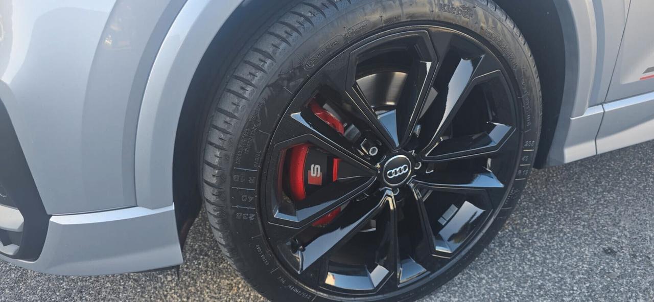 Audi SQ2 TFSI quattro S tronic