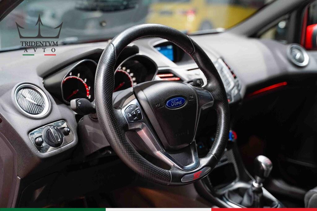 Ford Fiesta 1.6 ST 182cv 3p E6