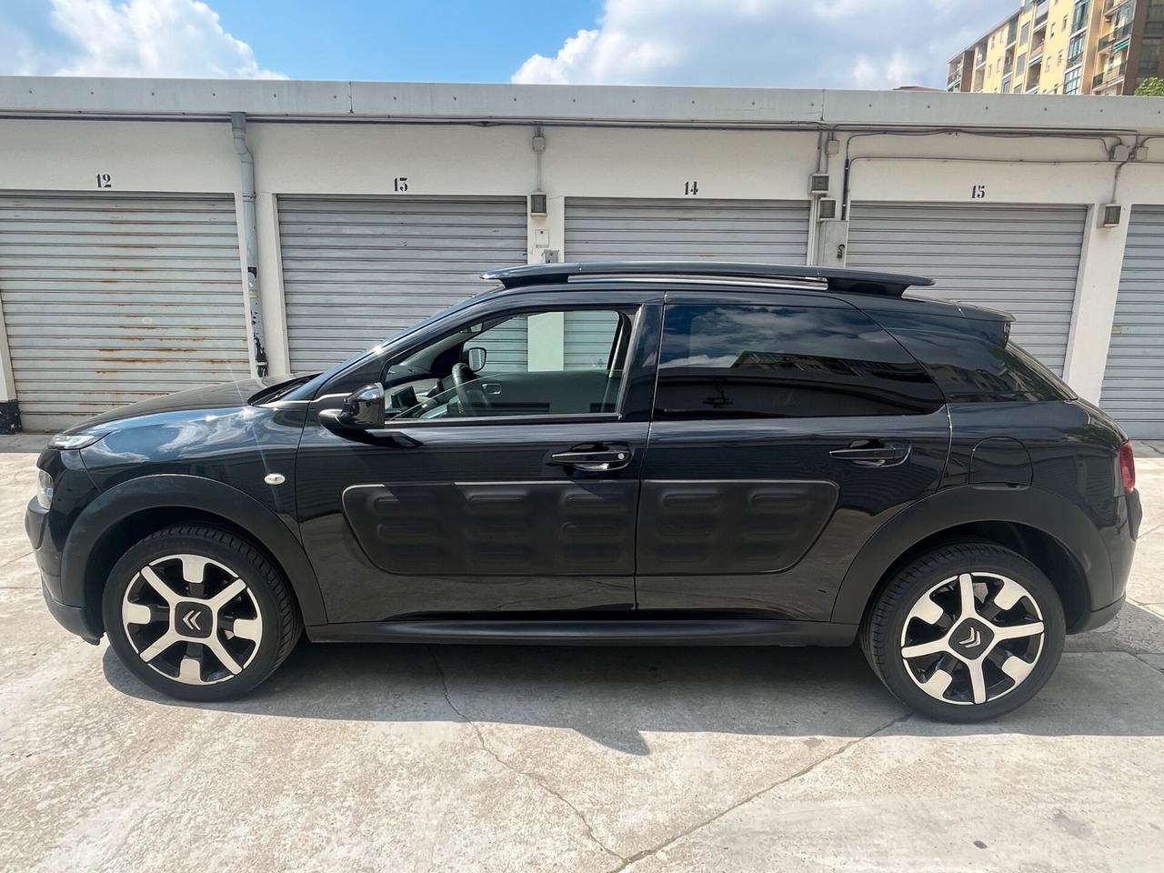 Citroen C4 Cactus PureTech 82 Shine