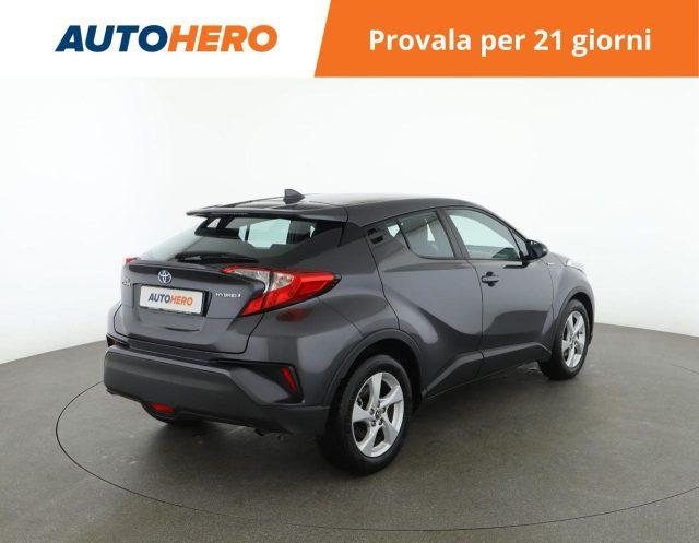 TOYOTA C-HR 1.8 Hybrid E-CVT Business
