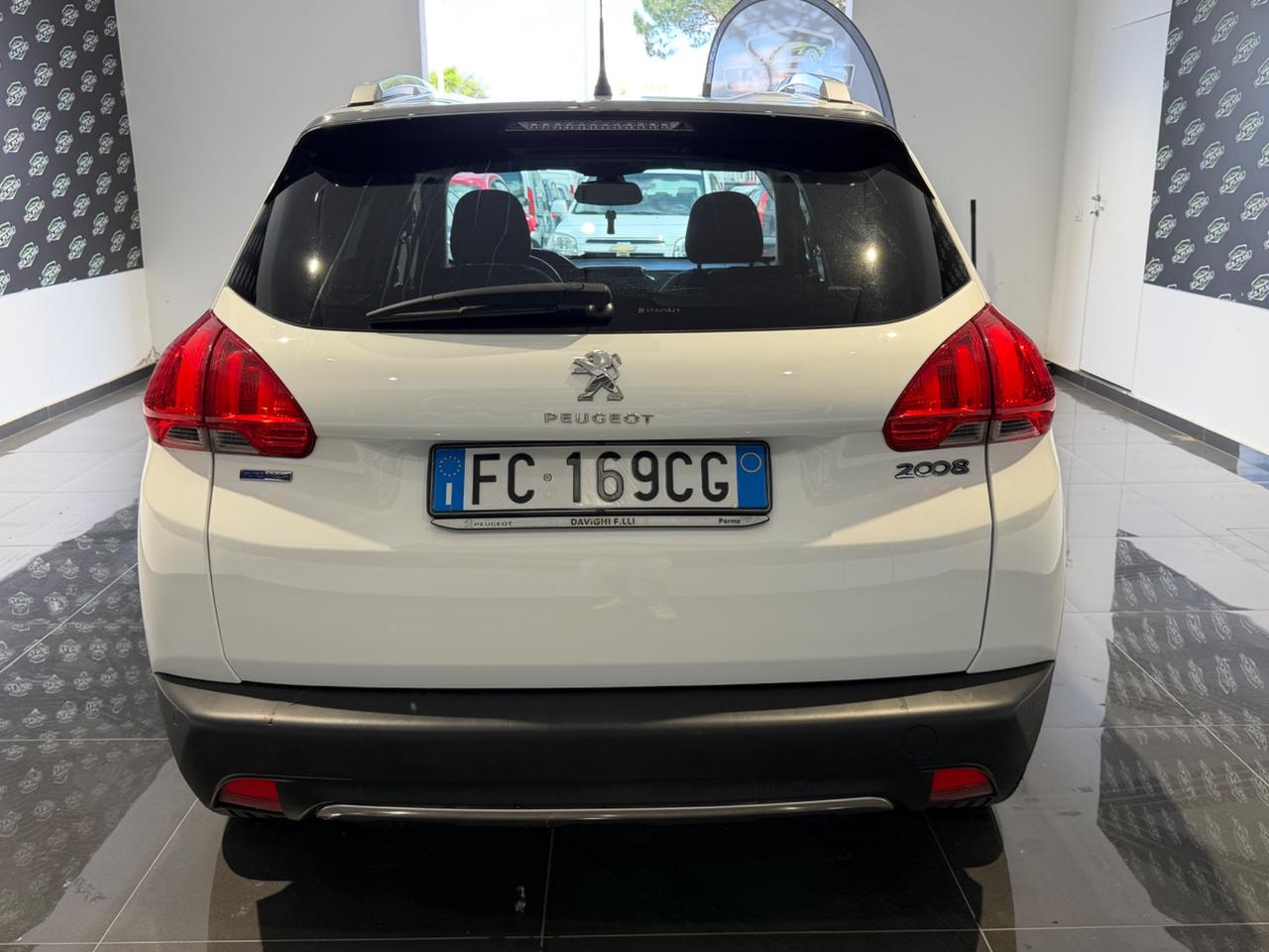 Peugeot 2008 - 2016 1.2 PureTech 82 Allure