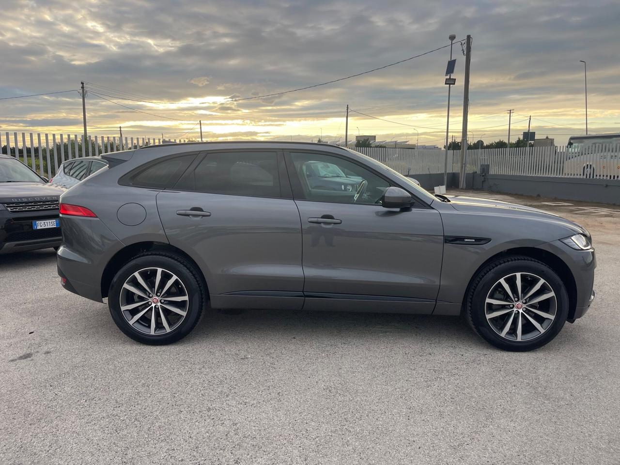 JAGUAR F- PACE 2.0 D 180CV AWD R-SPORT 58000KMM