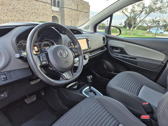 TOYOTA Yaris 1.5 Hybrid 5 porte Business
