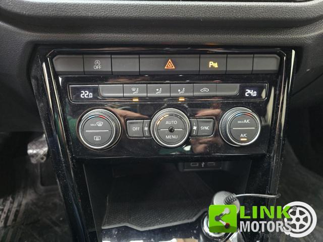 VOLKSWAGEN T-Roc 2.0 TDI SCR Advanced Black pack