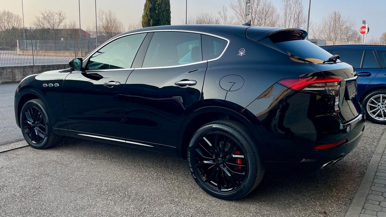 Maserati Levante 3.0 GRANLUSSO V6 Q4 250CV - FULL LED, PELLE, NO SUPER BOLLO