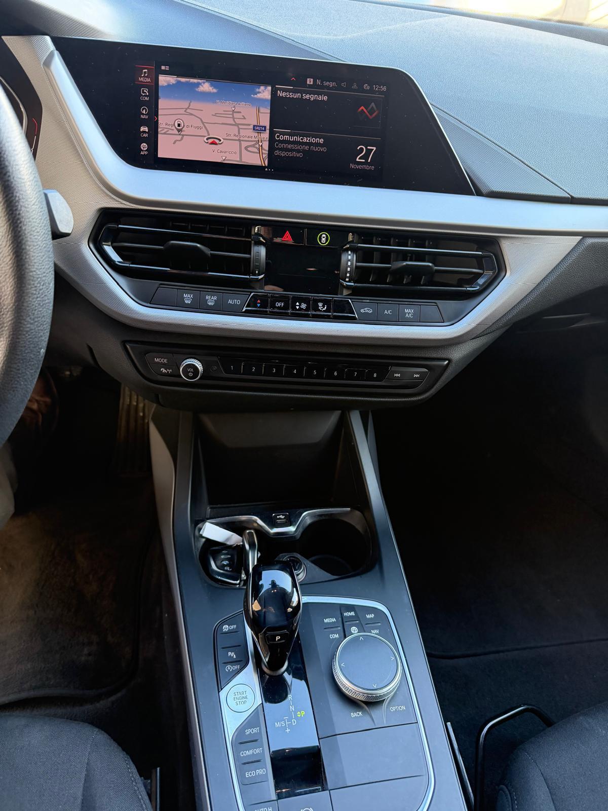 Bmw 116 116d 5p. Business Advantage