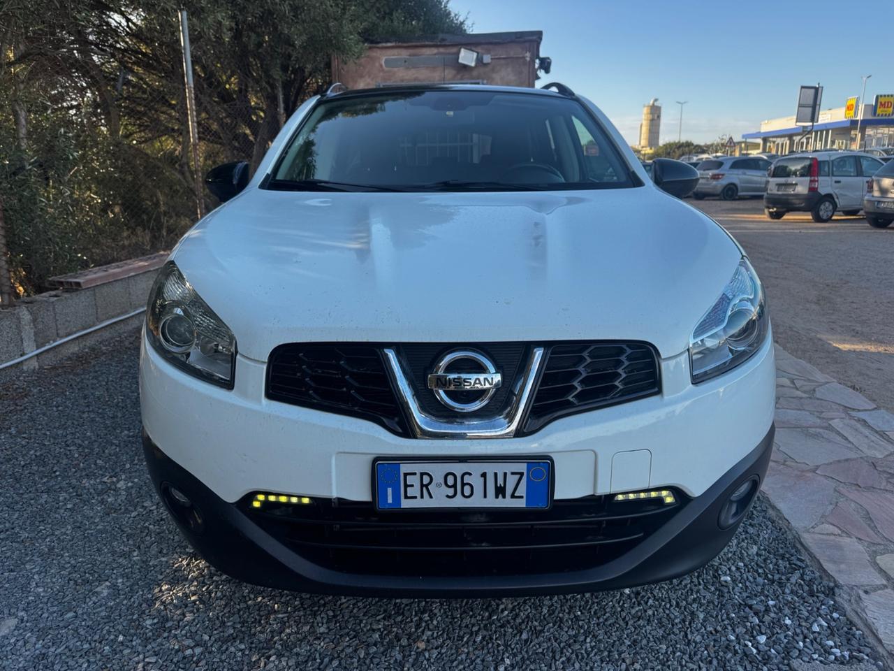 Nissan Qashqai 1.6 dCi DPF 360