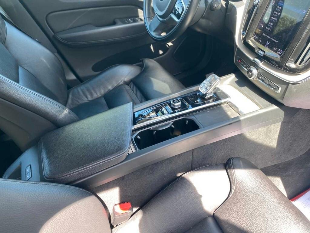 Volvo XC 60 XC60 B4 (d) AWD Geartronic Inscription
