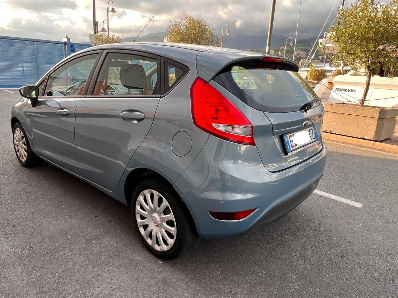 Ford Fiesta 1.4 5 porte Bz.- GPL Titanium
