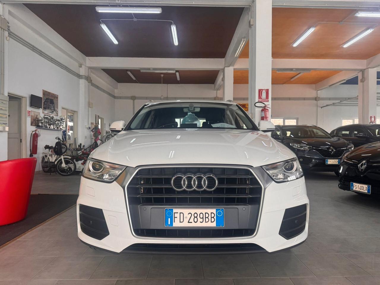 Audi Q3 2.0 TDI 120 CV Design