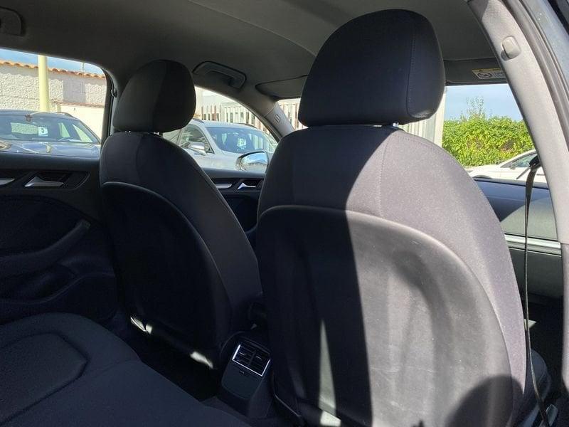 Audi A3 SPB Business 2.0 TDI 150CV S-Tronic 35
