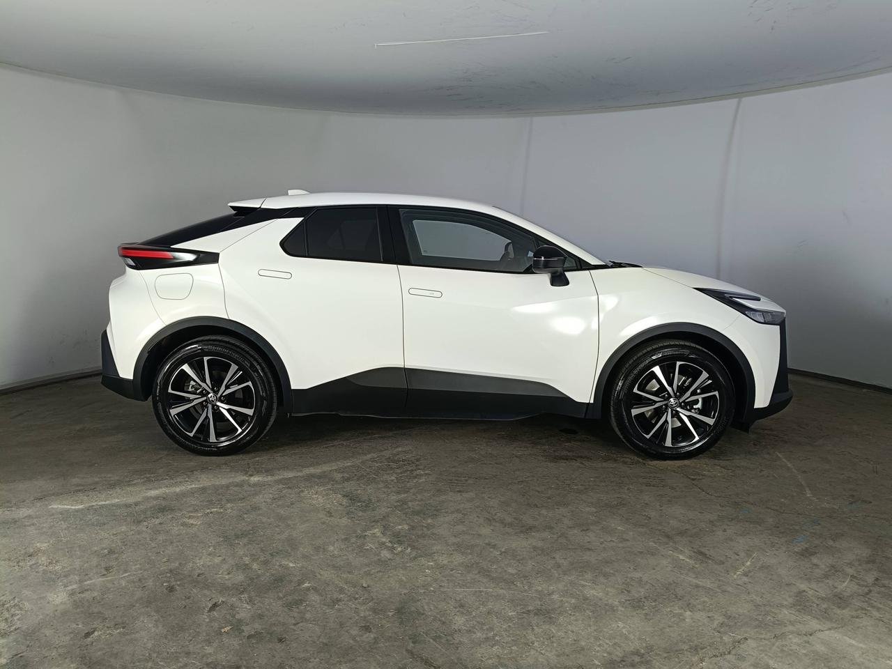 TOYOTA C-HR II 2023 - C-HR 2.0 phev Trend eco fwd e-cvt